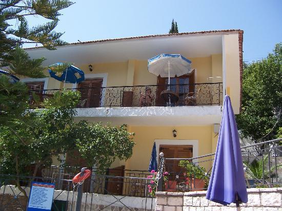 بارغا Bella Vista Hotel And Apartments المظهر الخارجي الصورة