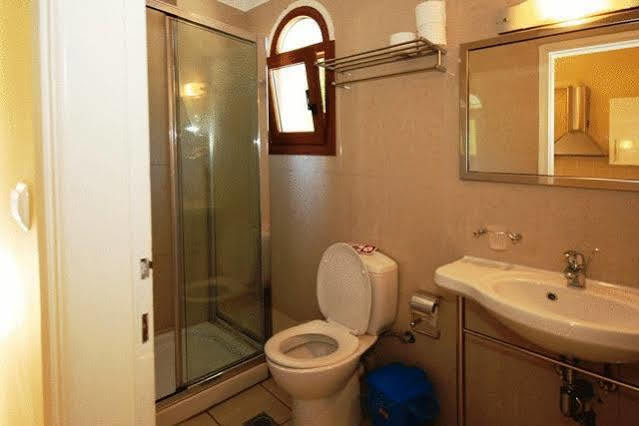 بارغا Bella Vista Hotel And Apartments المظهر الخارجي الصورة