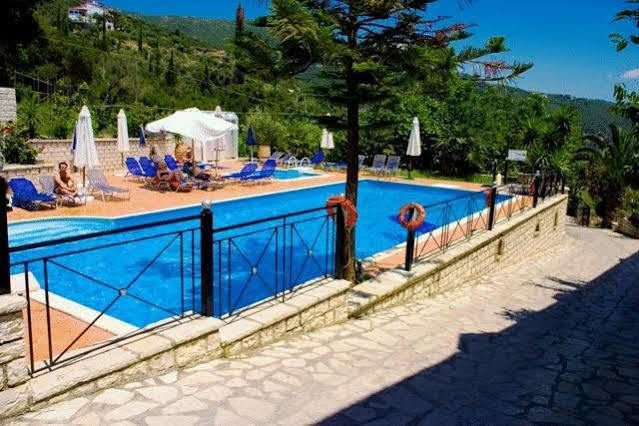 بارغا Bella Vista Hotel And Apartments المظهر الخارجي الصورة